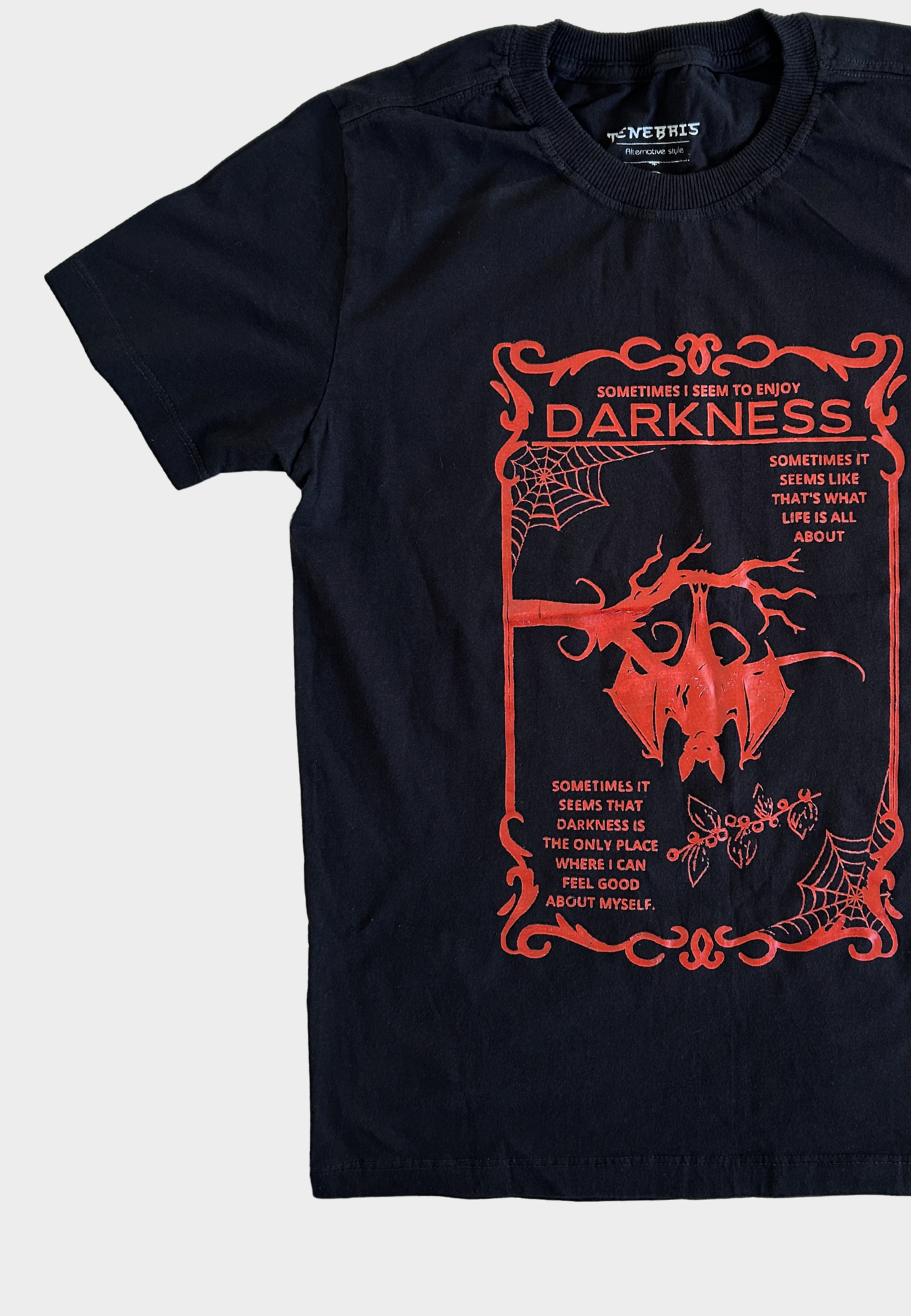 Camiseta manga curta Darkness