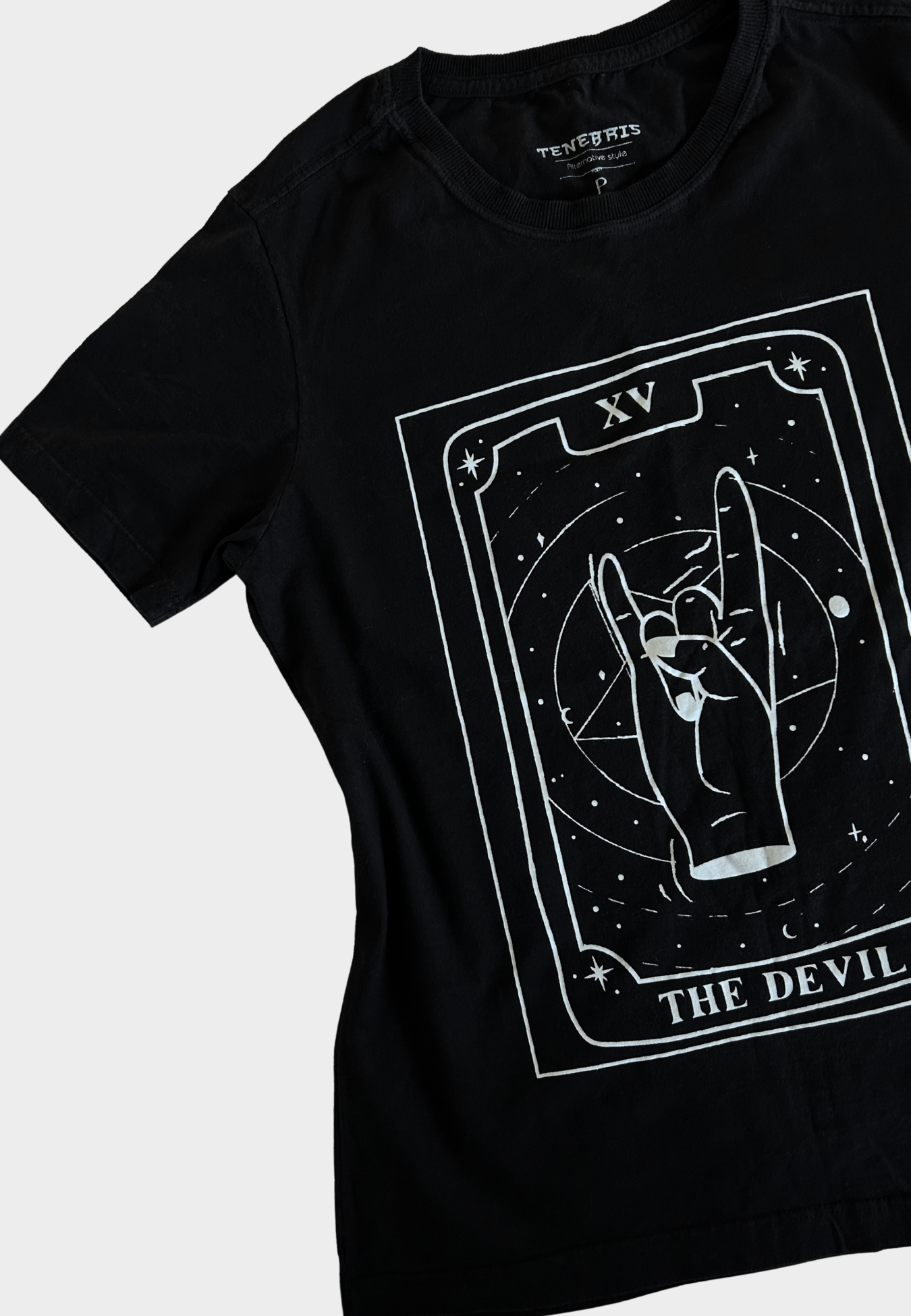 Camiseta manga curta The Devil