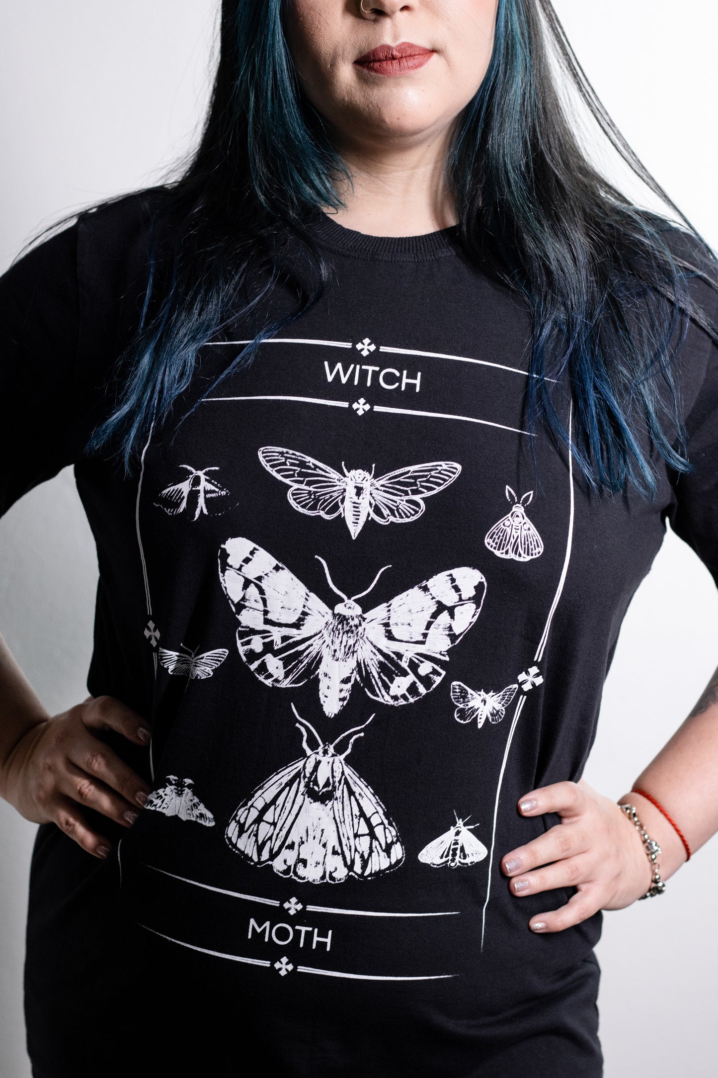 Camiseta manga curta Witch moth