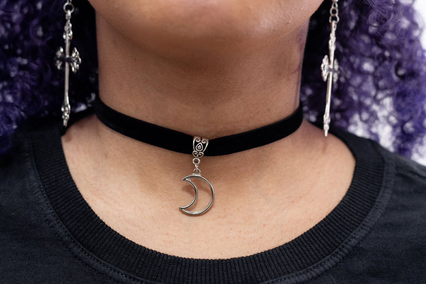 Gargantilha choker lua