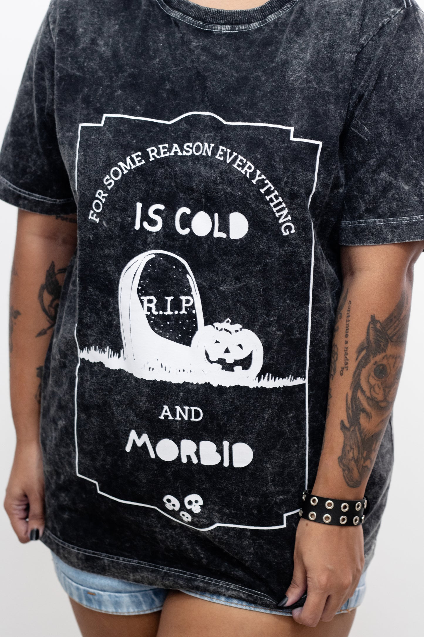 Camiseta manga curta Cold and morbid