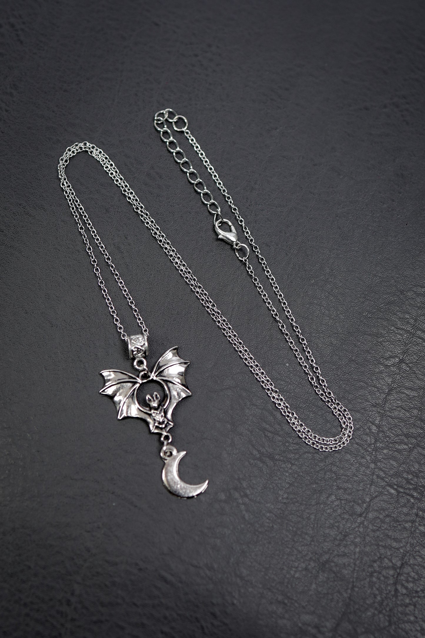 Colar Asas do Crepúsculo