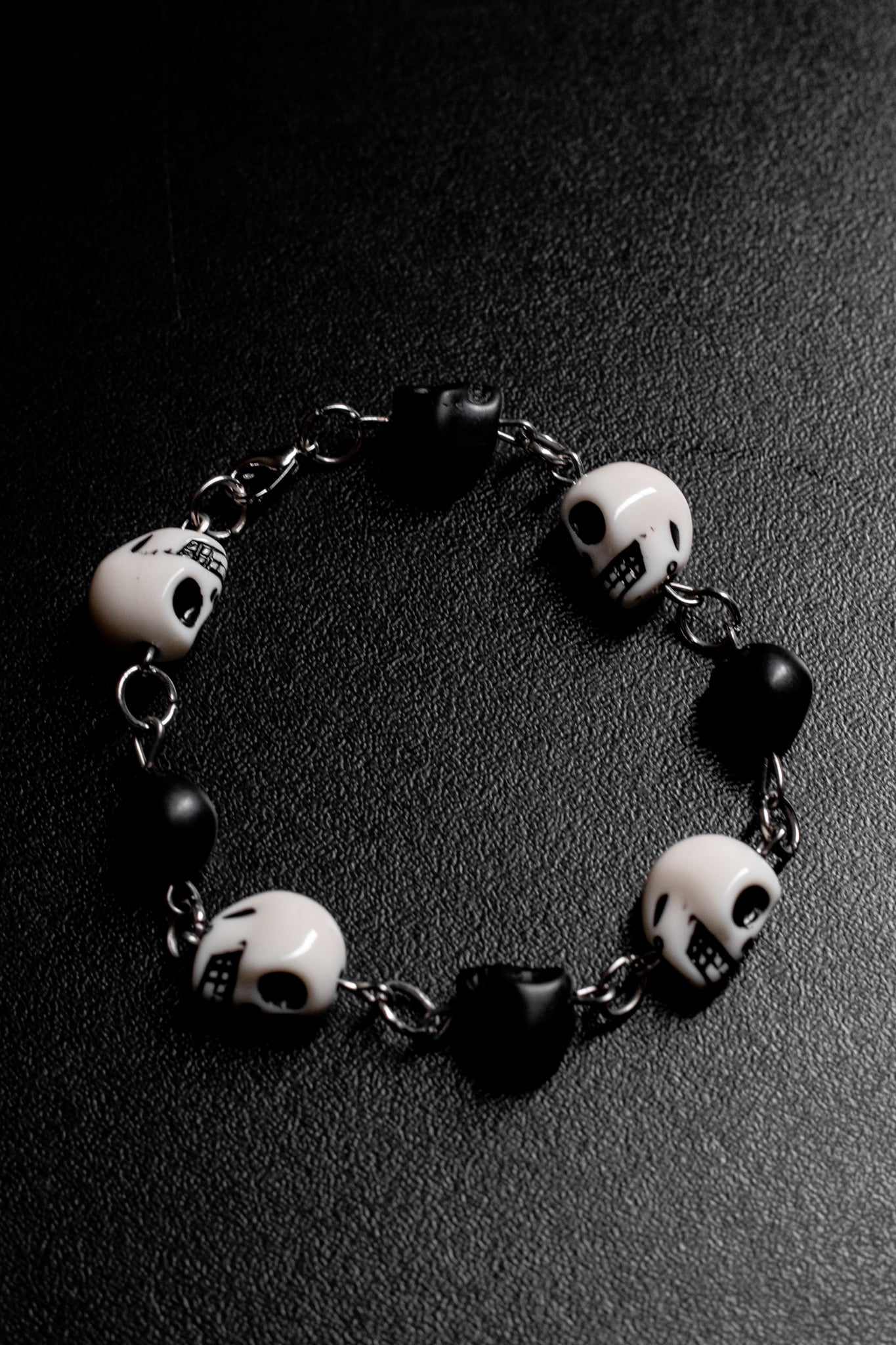 Pulseira caveiras